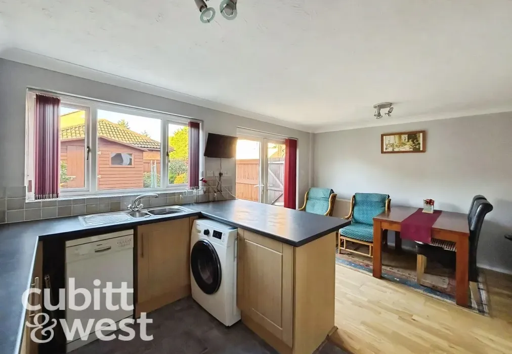  - Holcot Lane Portsmouth PO3 - Wards of Kent