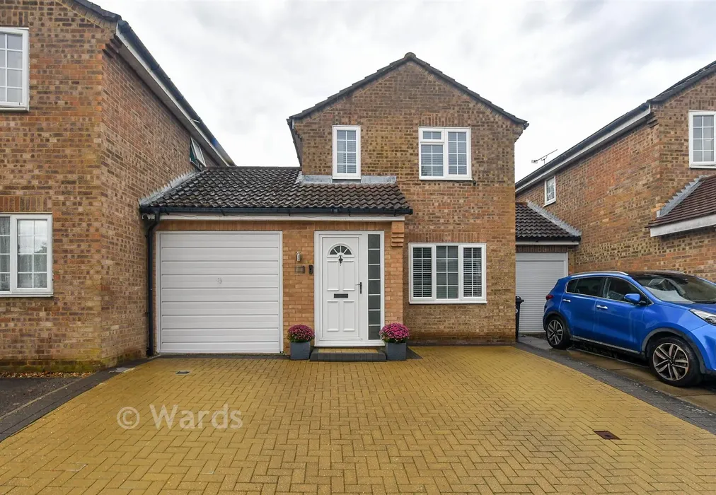 External (Web) - Nutley Close, Ashford, Kent - Wards of Kent