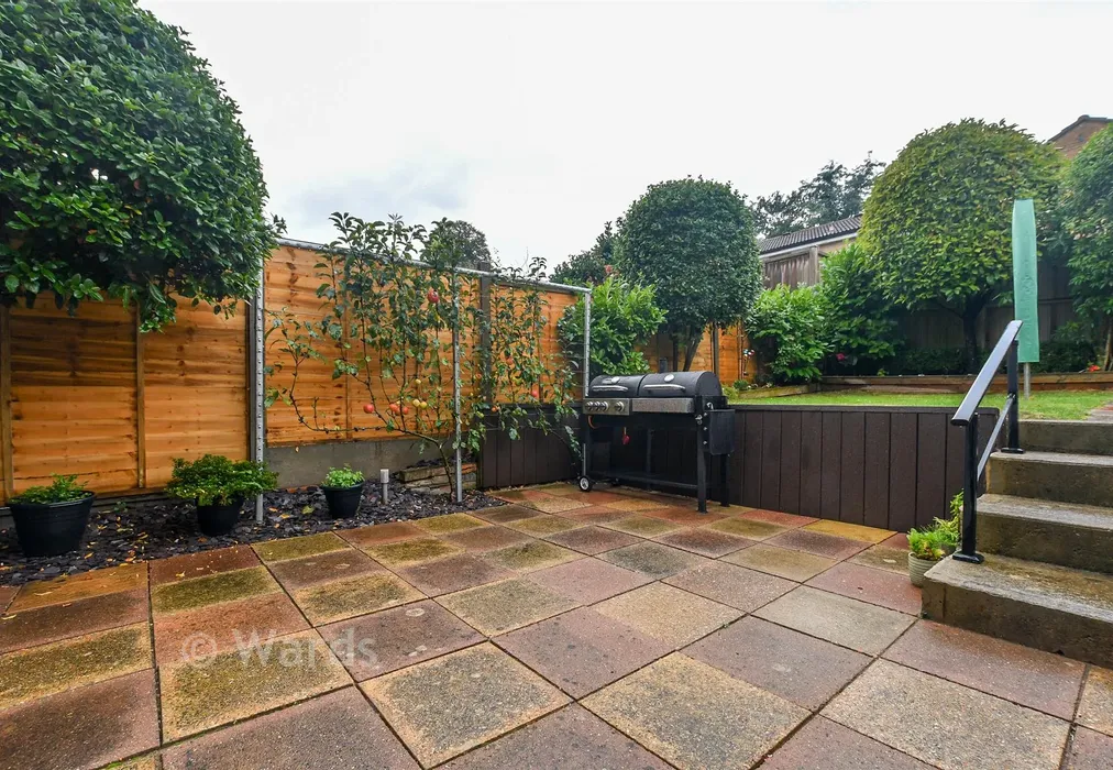 Patio / Decking - Nutley Close, Ashford, Kent - Wards of Kent