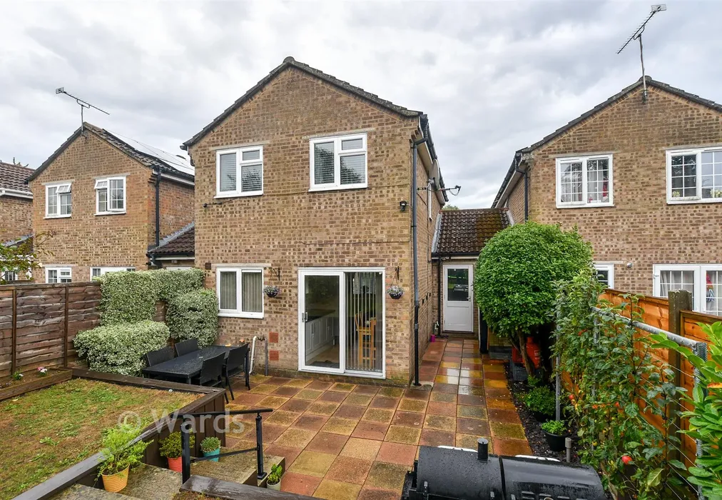 Rear Elevation - Nutley Close, Ashford, Kent - Wards of Kent