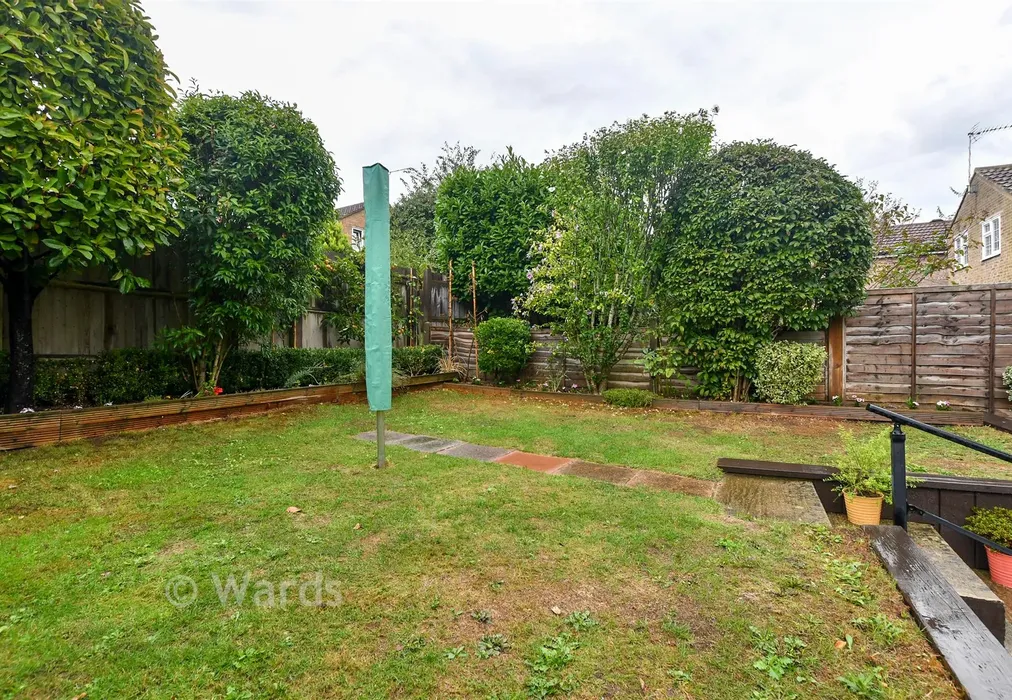 Rear Garden - Nutley Close, Ashford, Kent - Wards of Kent