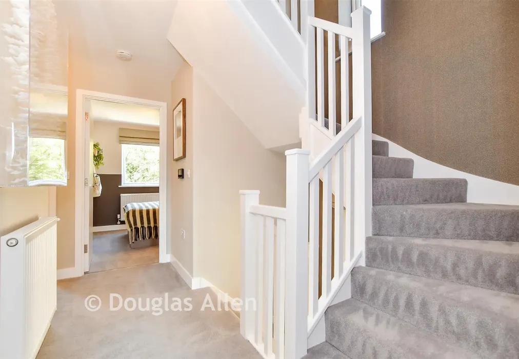 Landing - The Rose, Kingsley Park, Emperor Crescent, Billericay, Essex - Wards of Kent