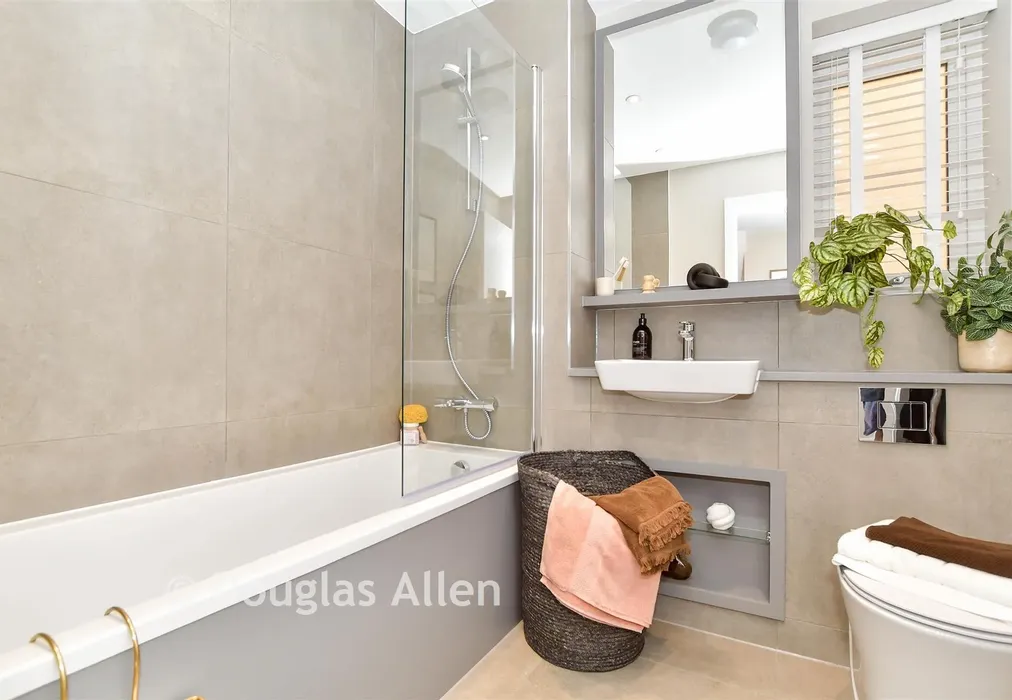 Bathroom - The Rose, Kingsley Park, Emperor Crescent, Billericay, Essex - Wards of Kent