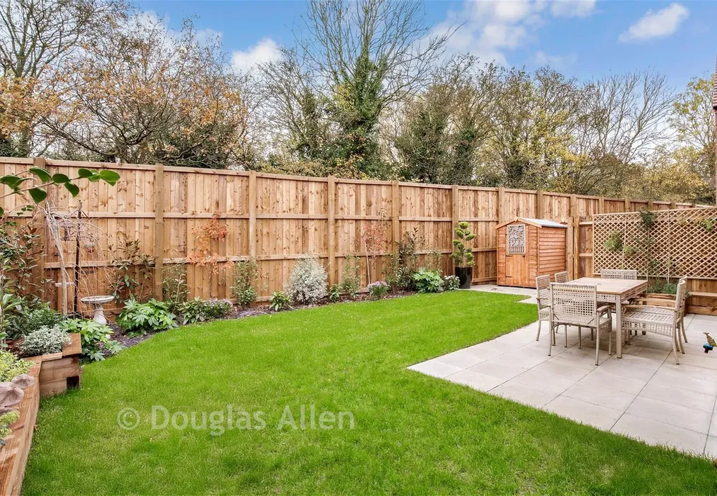 Rear Garden - The Holly, Kingsley Park, Centurion Way, Billericay, Essex - Wards of Kent