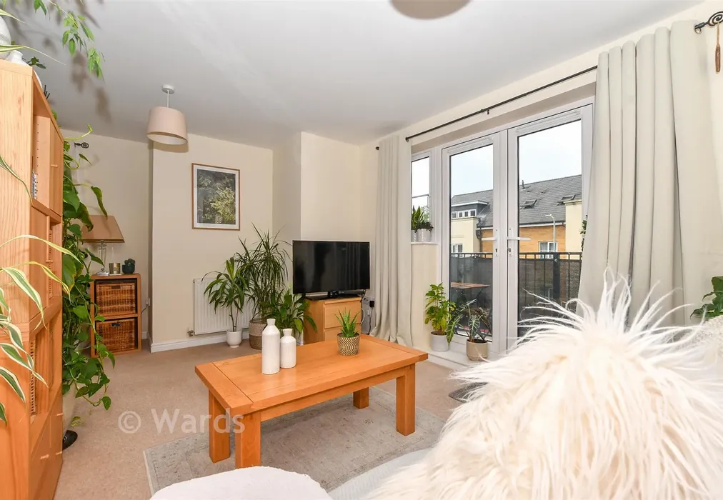 Lounge/Diner/Kitchen - Laurens Van Der Post Way, Ashford, Kent - Wards of Kent