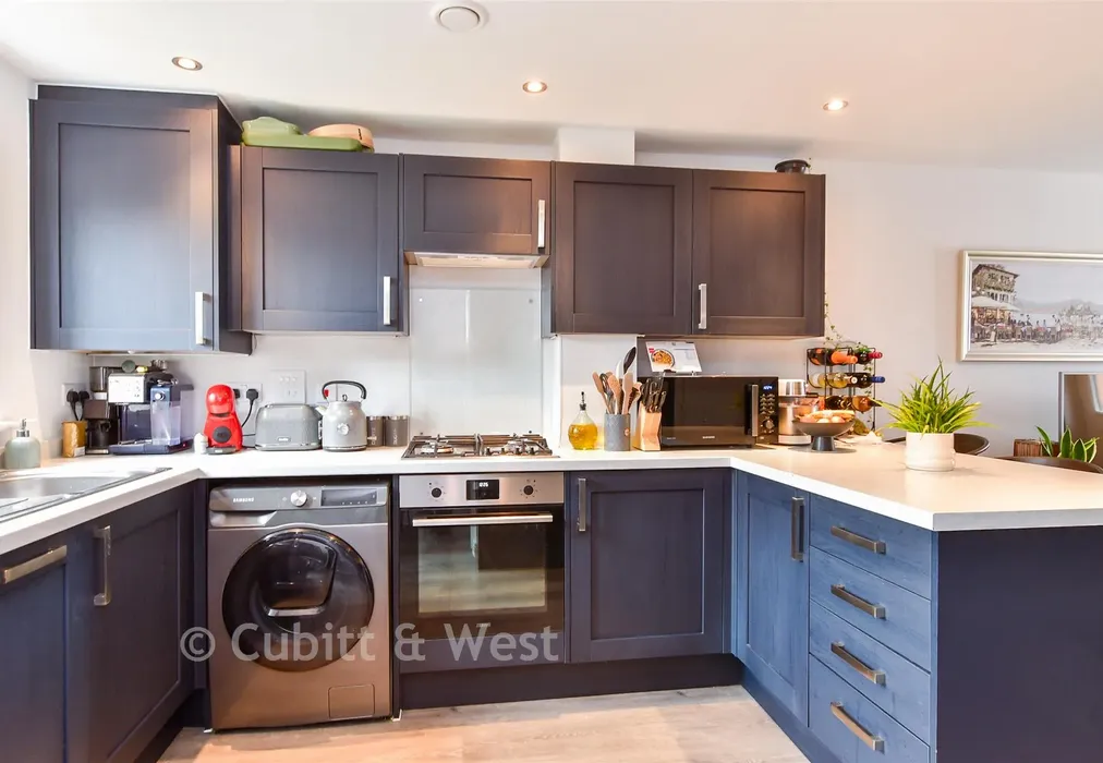 Lounge/ Kitchen - Bloom Close, Worthing, West Sussex - Wards of Kent