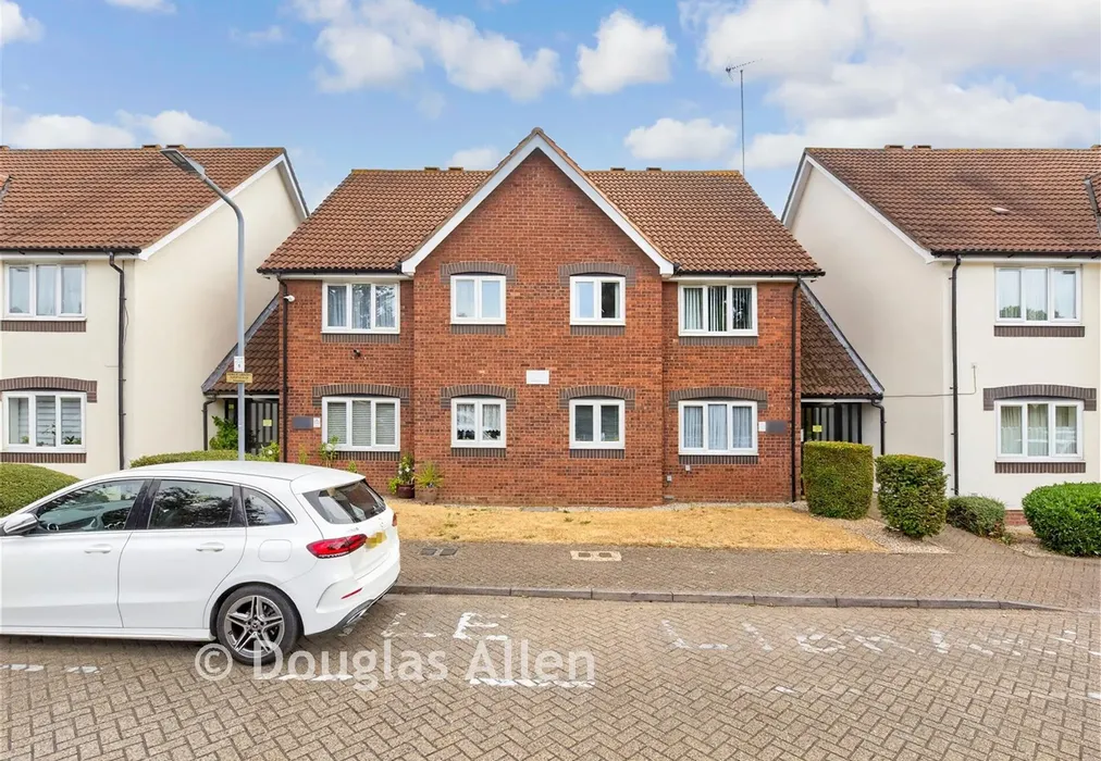 Front Elevation - Cunningham Close, Chadwell Heath, Essex - Wards of Kent