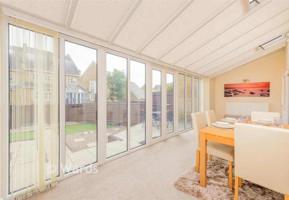 Dining Room - Sandpiper Close, Greenhithe, Kent - Wards of Kent