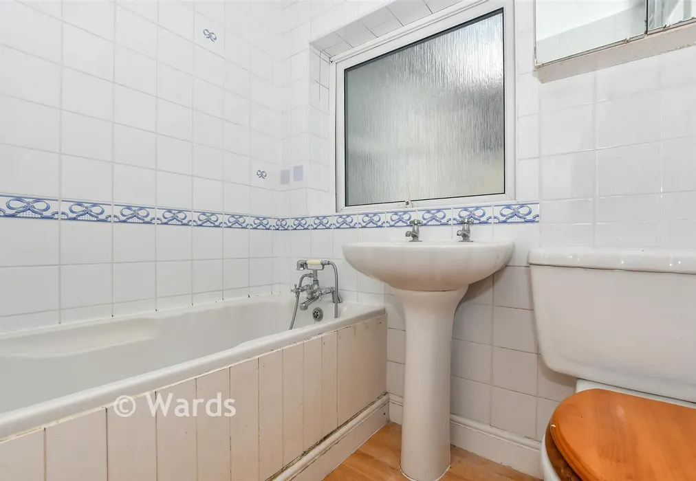 Bathroom - Beaver Road, Ashford, Kent - Wards of Kent