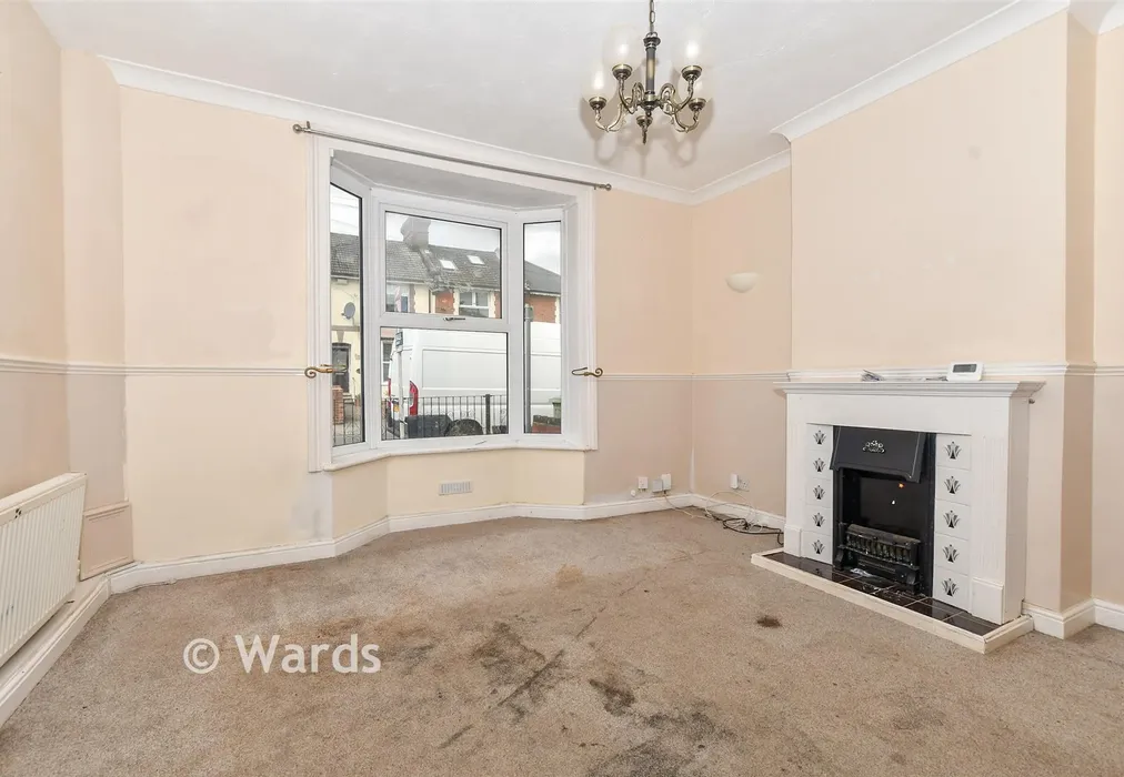 Lounge - Beaver Road, Ashford, Kent - Wards of Kent