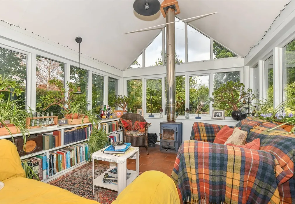 Family Area - Waterman Quarters, Headcorn, Ashford, Kent - Wards of Kent