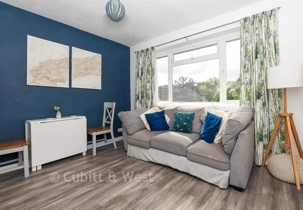 Lounge - Lindley Road, Godstone, Surrey - Wards of Kent