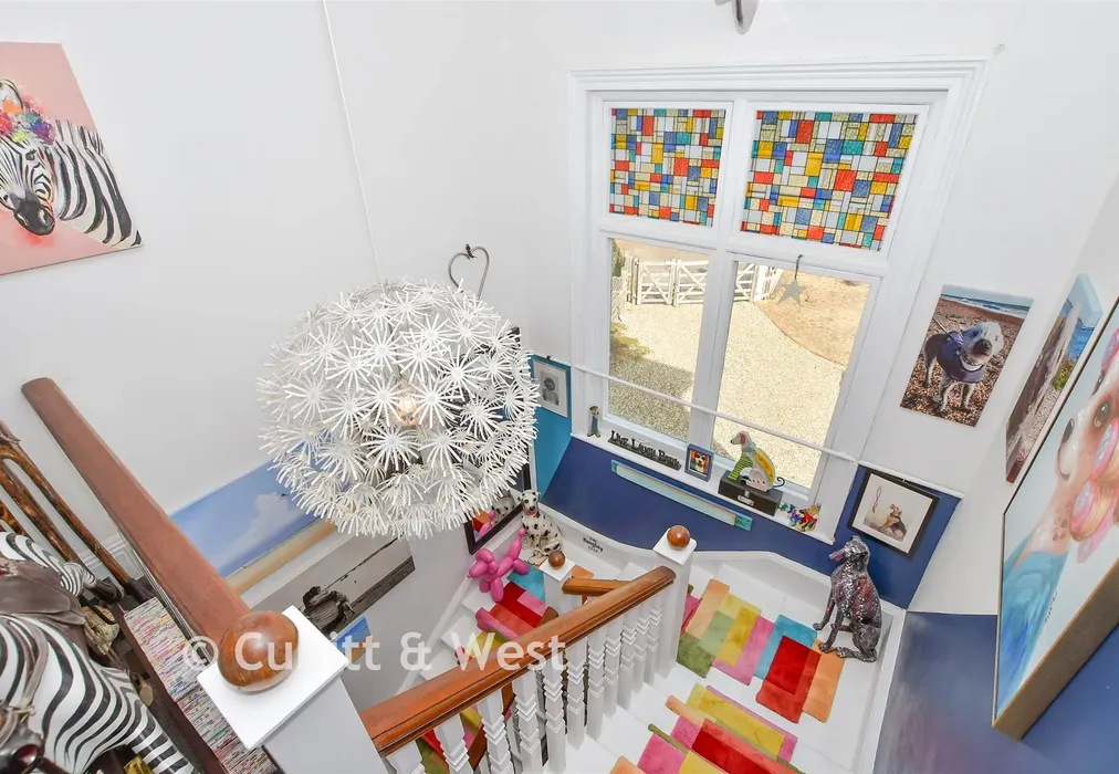 Internal Lifestyle Photograph - Long Copse Lane, Emsworth, Hampshire - Wards of Kent