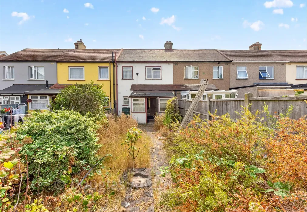 Rear Elevation - James Avenue, Dagenham, Essex - Wards of Kent