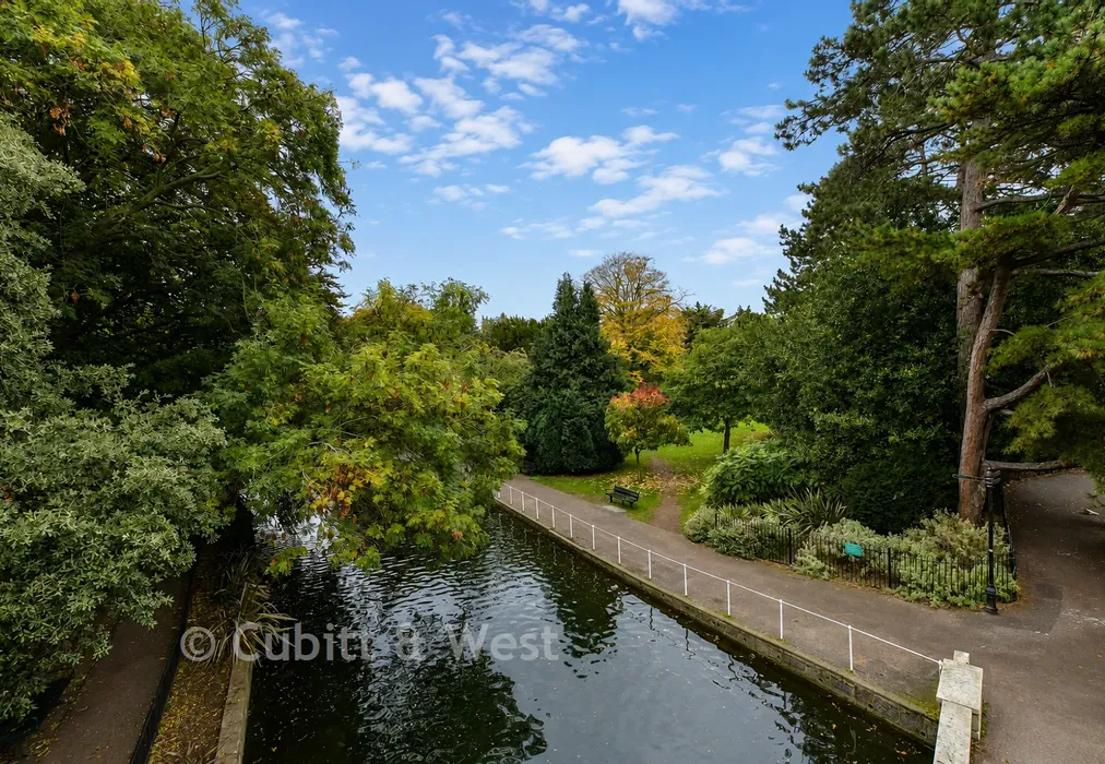 Surrounding Area - Grove House, The Green, Carshalton, Surrey - Wards of Kent