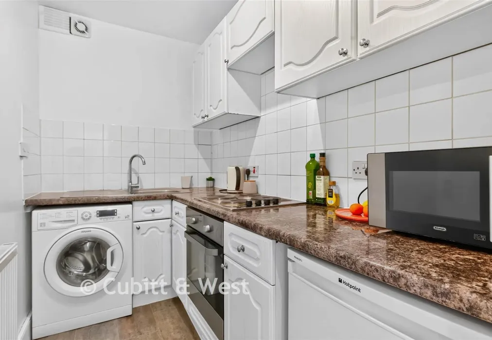 Kitchen - Enmore Road, London - Wards of Kent