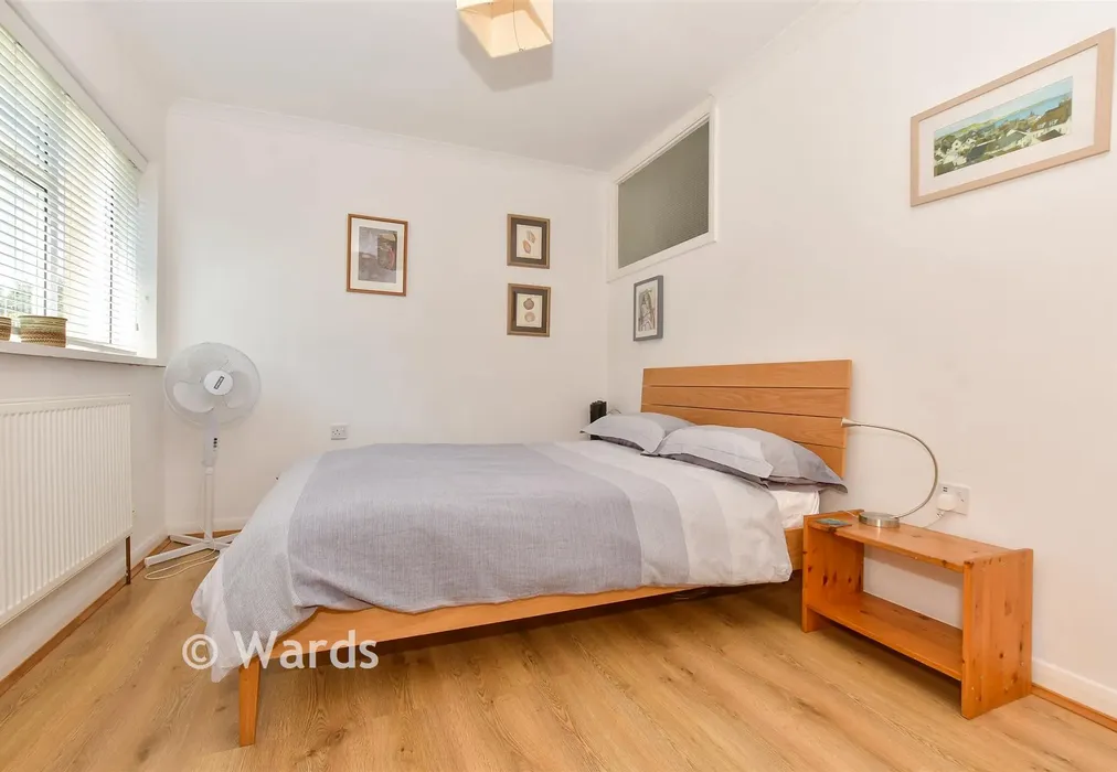 Bedroom 3 - Wings Close, Eastern Esplanade, Kent - Wards of Kent