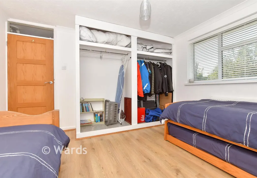 Bedroom 2 - Wings Close, Eastern Esplanade, Kent - Wards of Kent