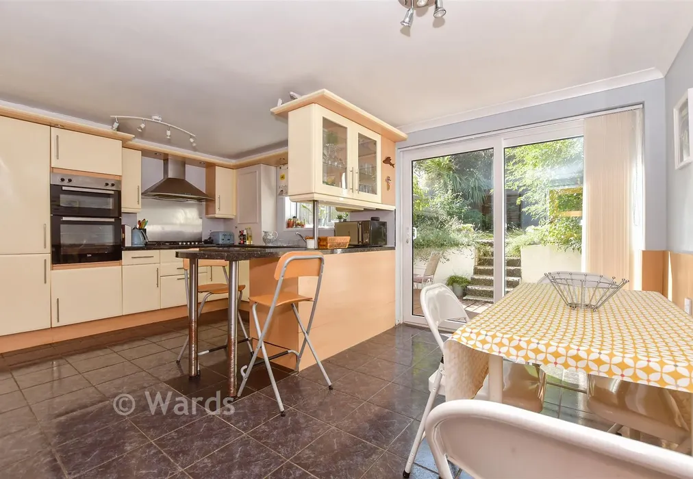Kitchen/ Diner - Wings Close, Eastern Esplanade, Kent - Wards of Kent