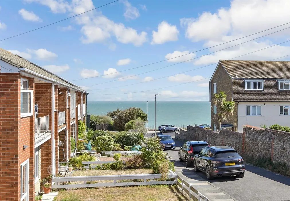 Views To Front - Wings Close, Eastern Esplanade, Kent - Wards of Kent
