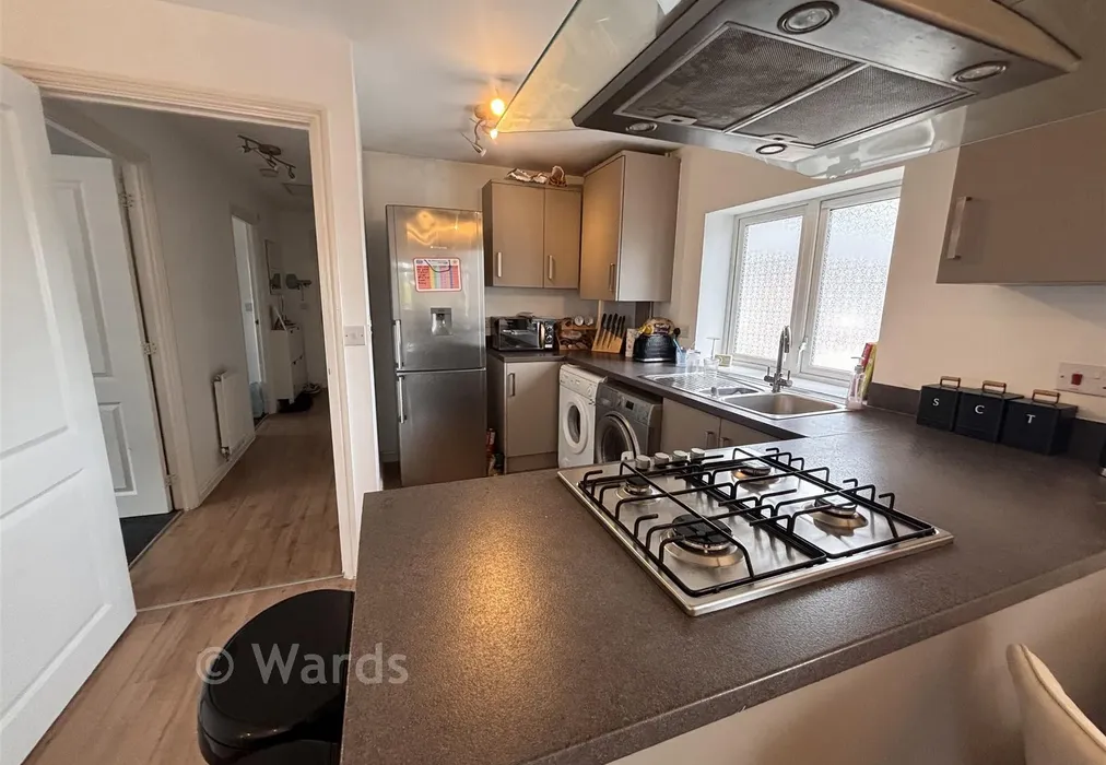 Kitchen - Holly Blue Drive, Iwade, Sittingbourne, Kent - Wards of Kent