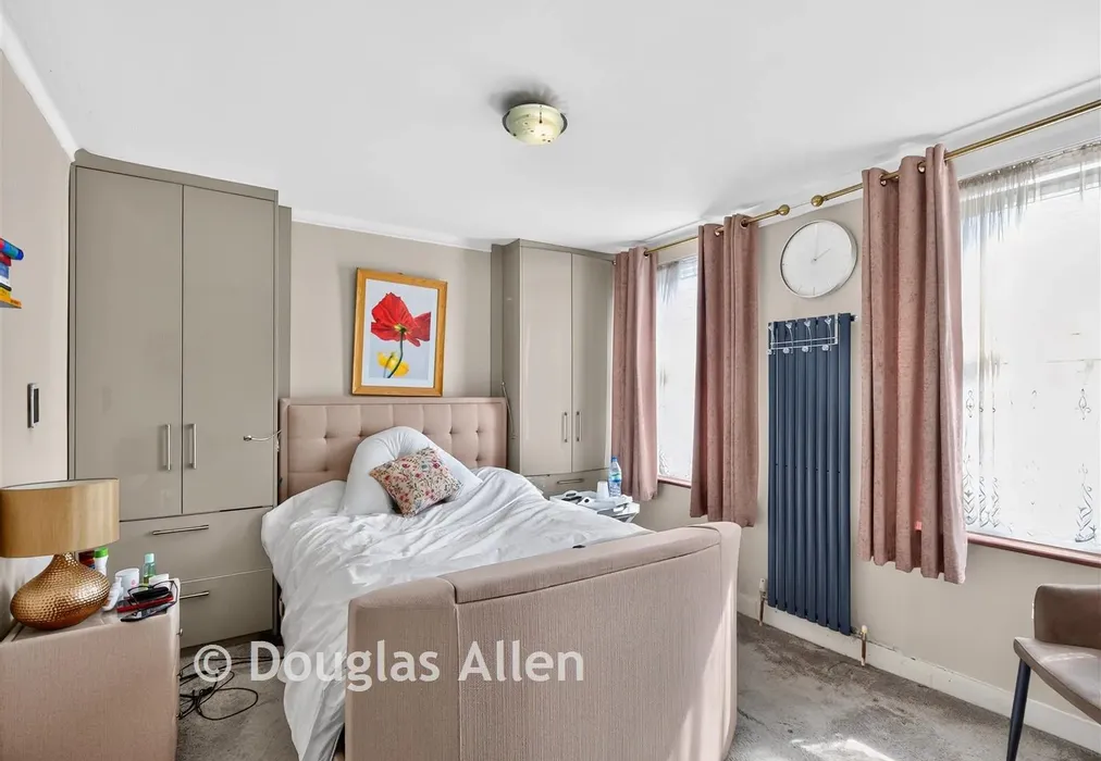 Bedroom - Kenneth Road, Chadwell Heath, Essex - Wards of Kent