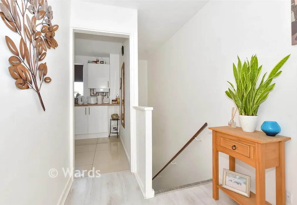 Landing. - Magdalen Court, Broadstairs, Kent - Wards of Kent