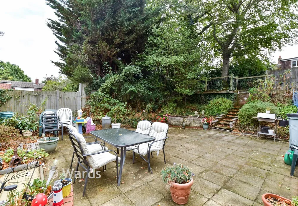 Rear Garden - The Coppice, Aylesford, Kent - Wards of Kent