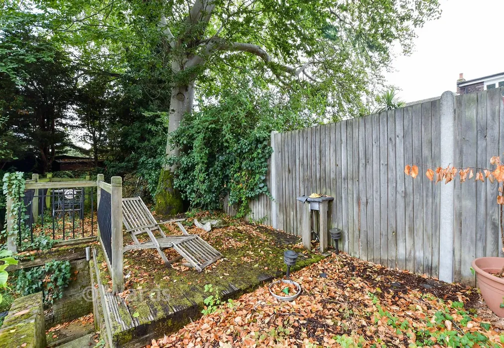 Rear Garden - The Coppice, Aylesford, Kent - Wards of Kent