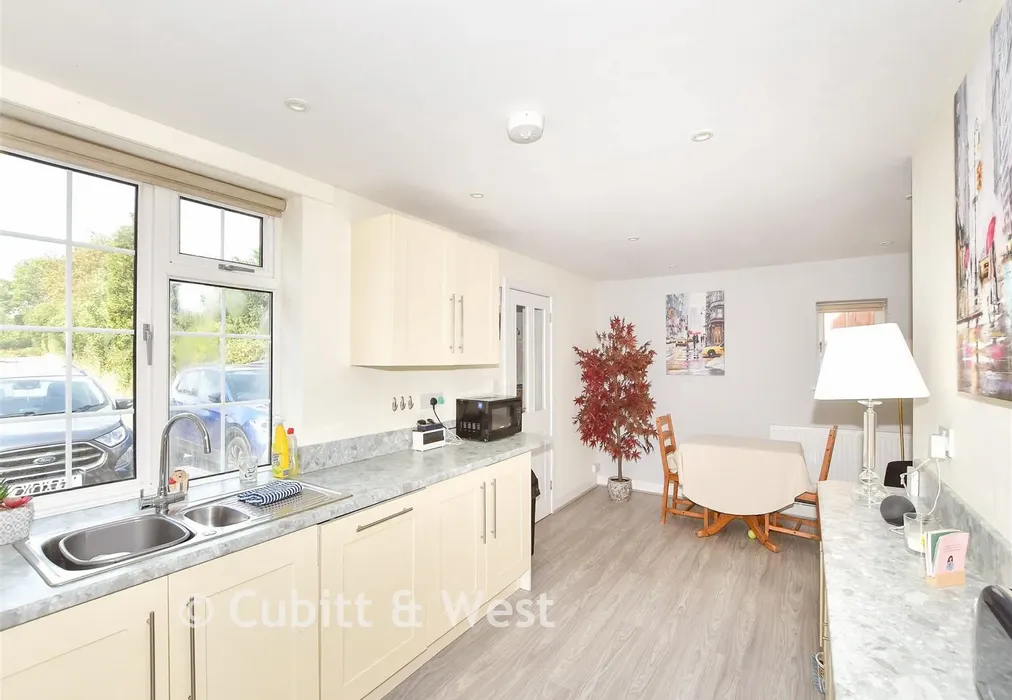 Kitchen/Breakfast Room, - College Road, Ardingly, West Sussex - Wards of Kent
