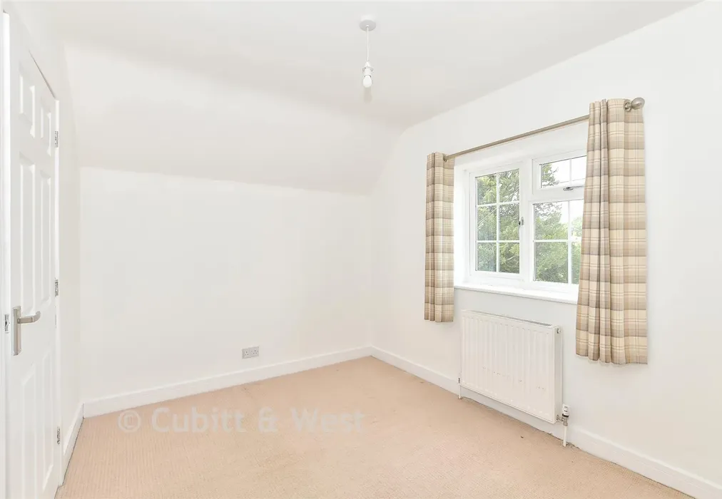 Bedroom 2 - College Road, Ardingly, West Sussex - Wards of Kent
