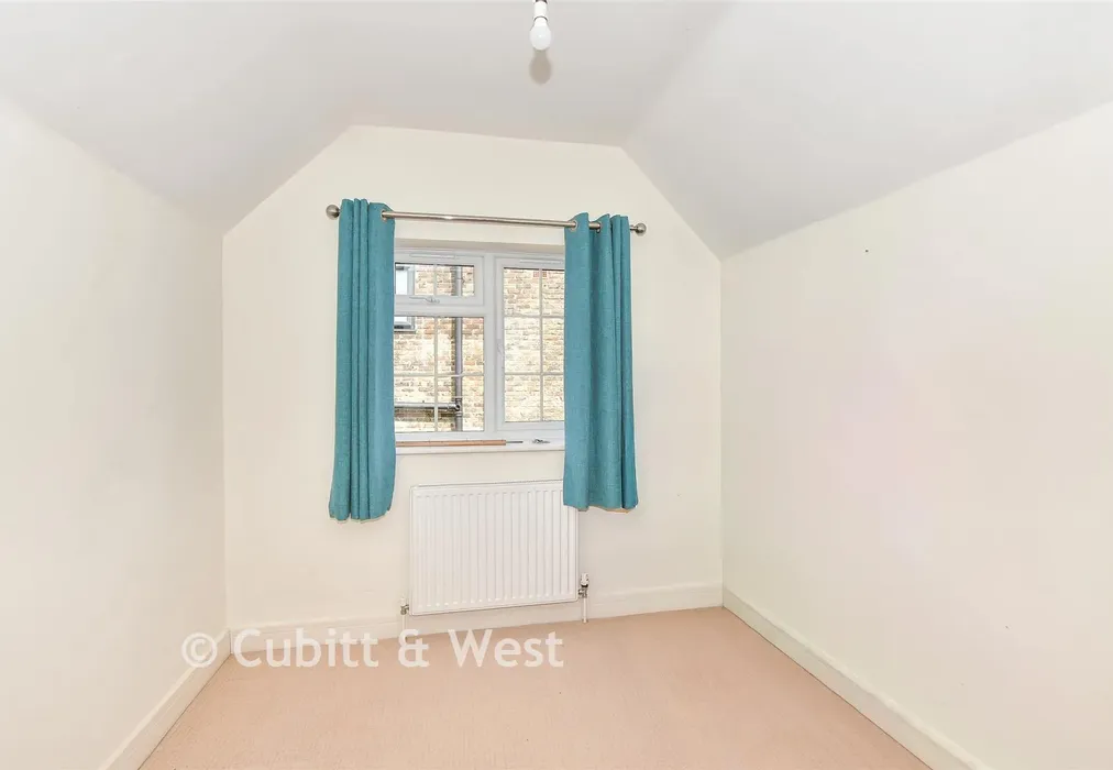 Bedroom 3 - College Road, Ardingly, West Sussex - Wards of Kent