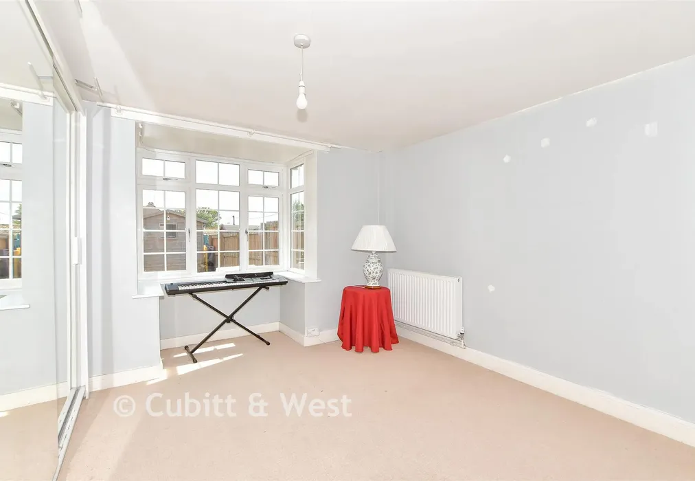 Family Room - College Road, Ardingly, West Sussex - Wards of Kent