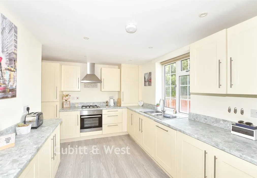 Kitchen/Breakfast Room - College Road, Ardingly, West Sussex - Wards of Kent