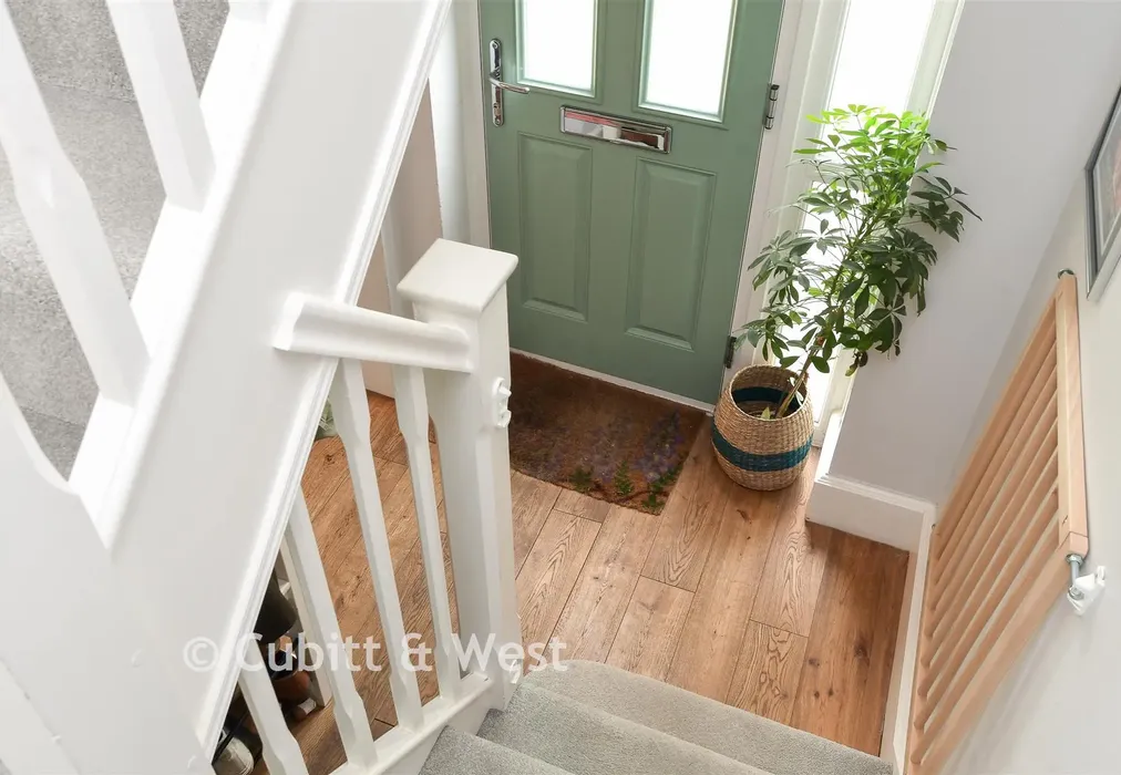 Internal Lifestyle Photograph - Knoll Road, Dorking, Surrey - Wards of Kent