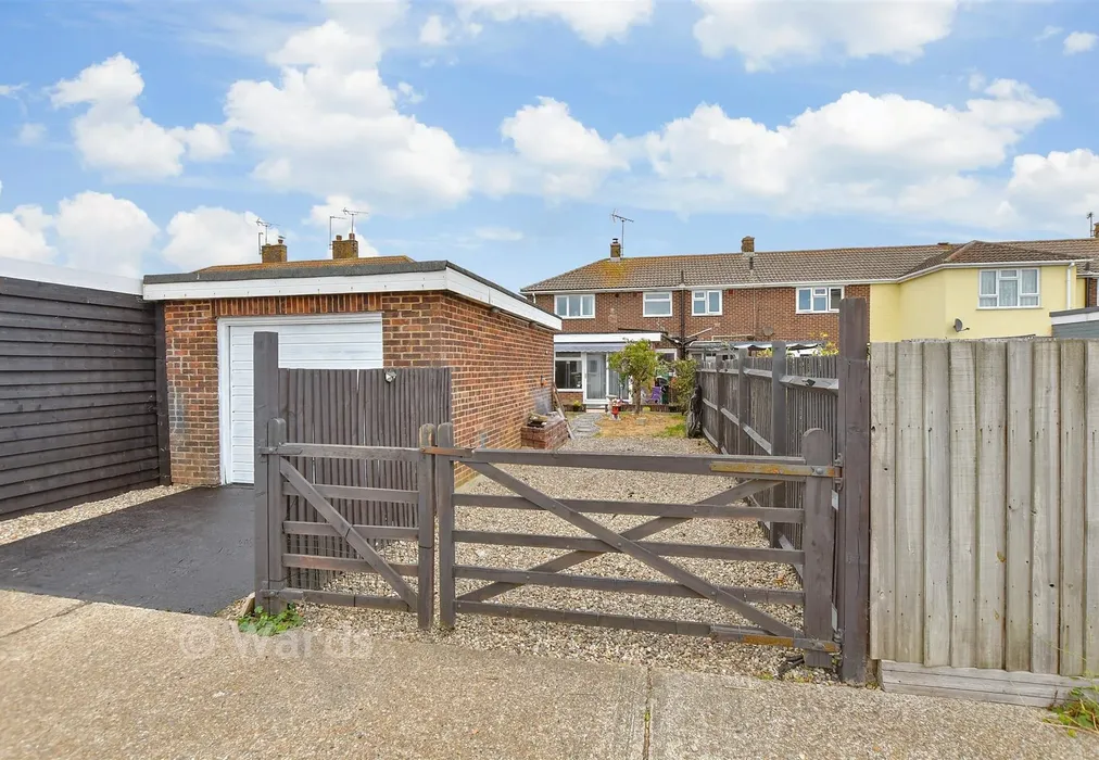 Driveway/Parking - Greenway, Lydd, Romney Marsh, Kent - Wards of Kent