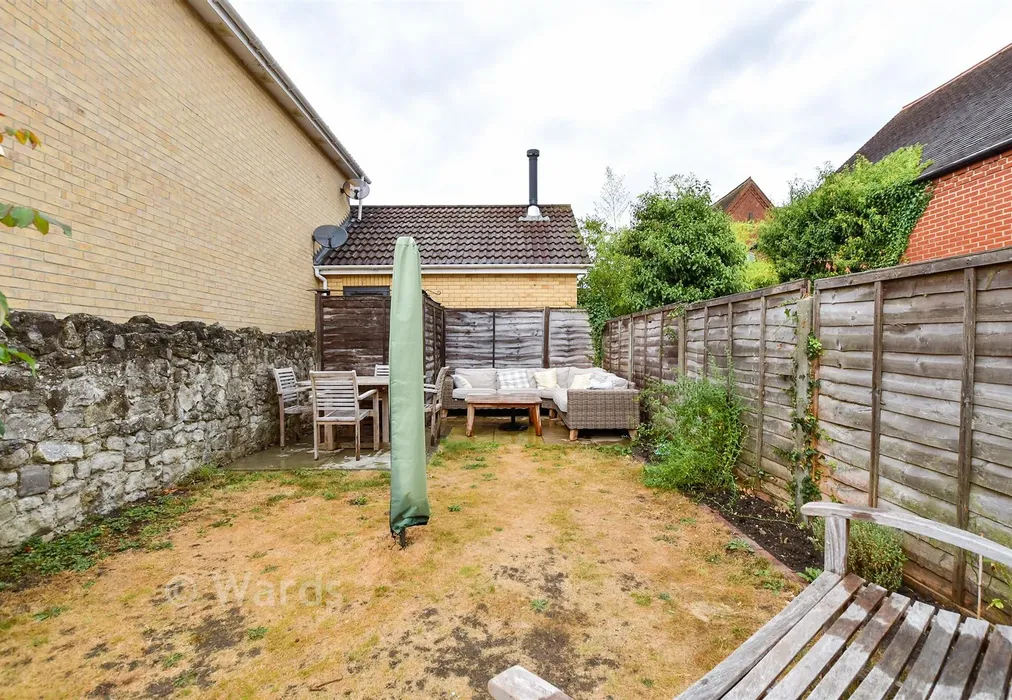 Rear Garden - Bower Lane, Maidstone, Kent - Wards of Kent