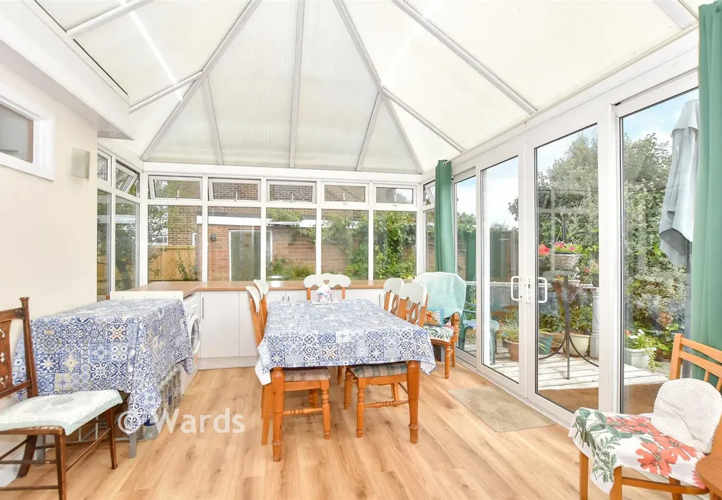 Dining Area - Chestnut Drive, Broadstairs, Kent - Wards of Kent