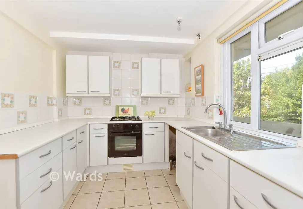Kitchen - Victoria Street, Whitstable, Kent - Wards of Kent