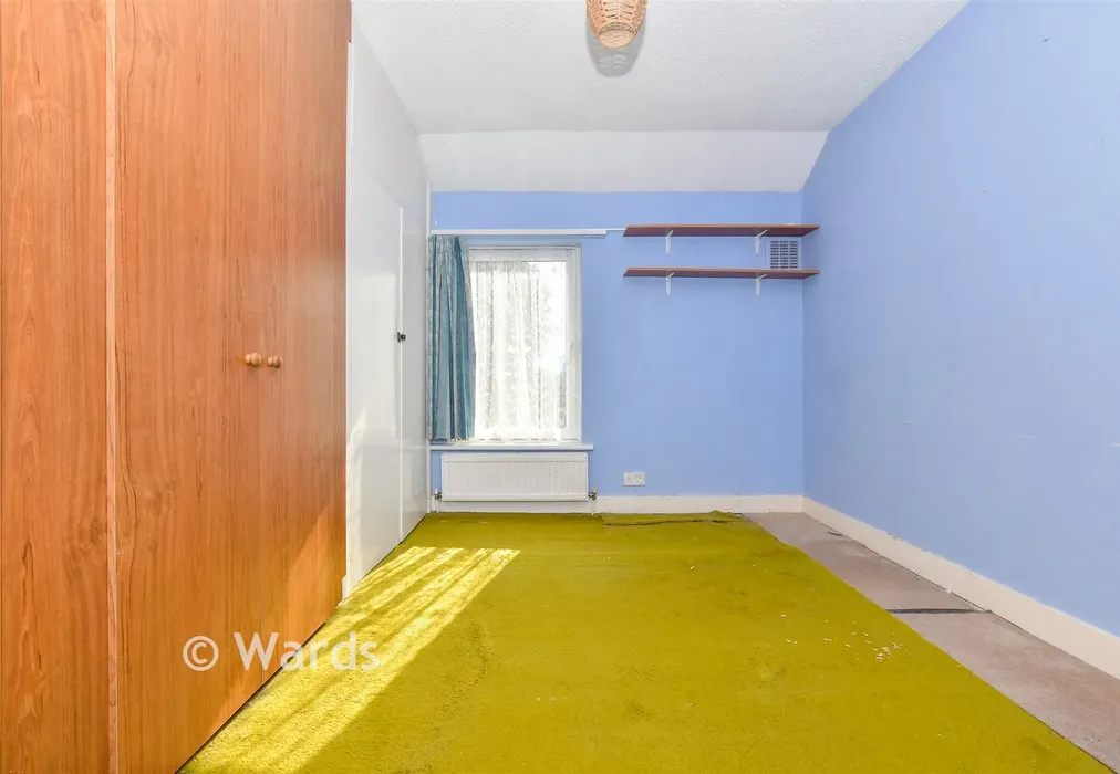 Bedroom 1 - Mayers Road, Walmer, Kent - Wards of Kent