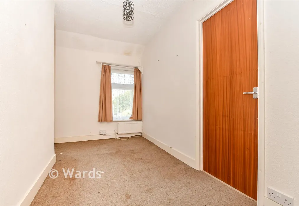 Bedroom 2 - Mayers Road, Walmer, Kent - Wards of Kent