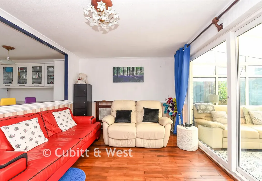 Living Room - Foxley Close, Redhill, Surrey - Wards of Kent