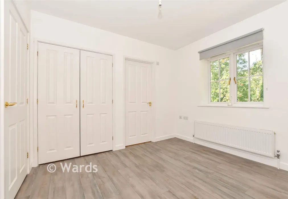 Bedroom 1 - High Street, Headcorn, Ashford, Kent - Wards of Kent