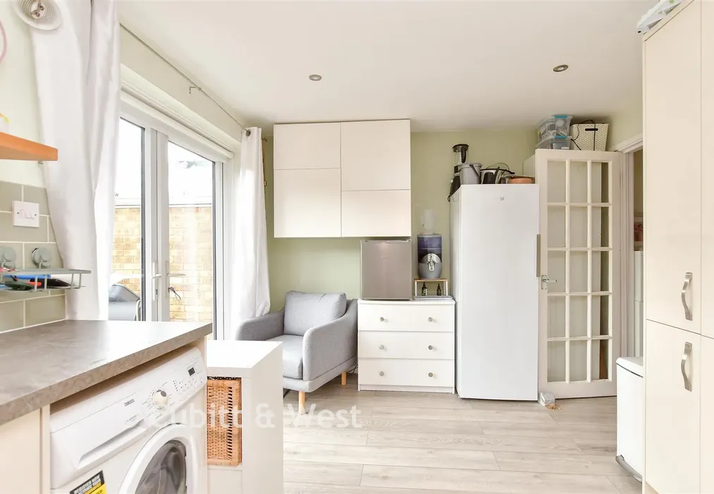 Kitchen - Bridle Way, Telscombe Cliffs, East Sussex - Wards of Kent