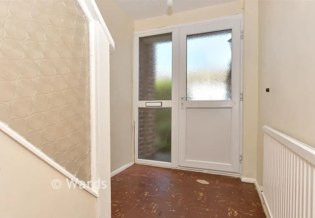 Entrance Hall - Prince Andrew Road, St Peters, Kent - Wards of Kent