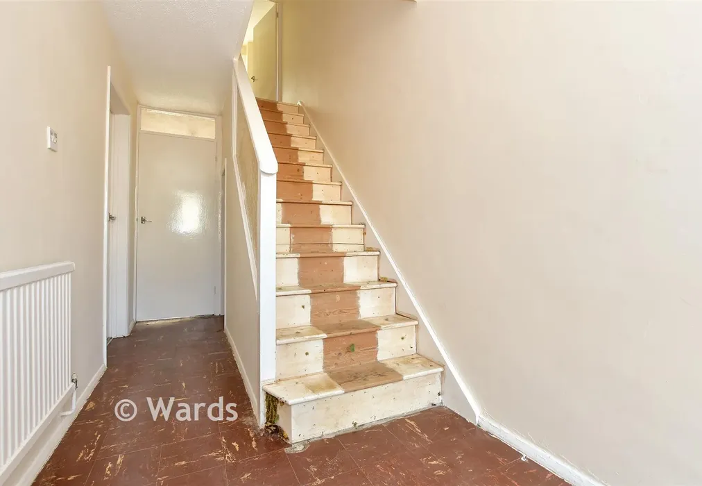 Entrance Hall - Prince Andrew Road, St Peters, Kent - Wards of Kent