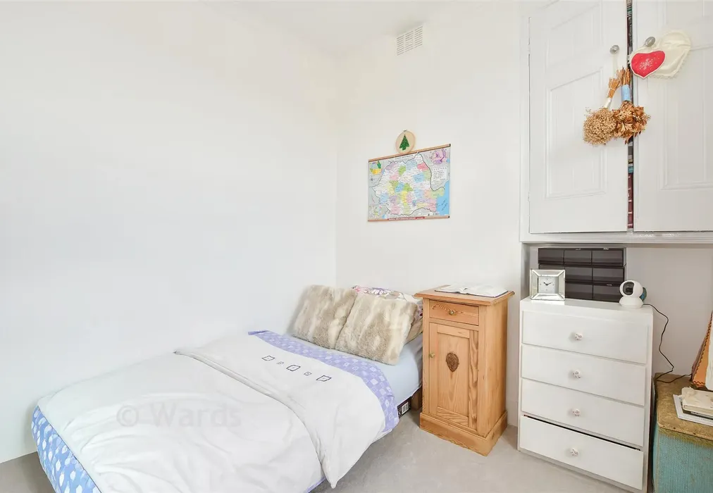 Bedroom 2 - Holmewood Road, Tunbridge Wells, Kent - Wards of Kent
