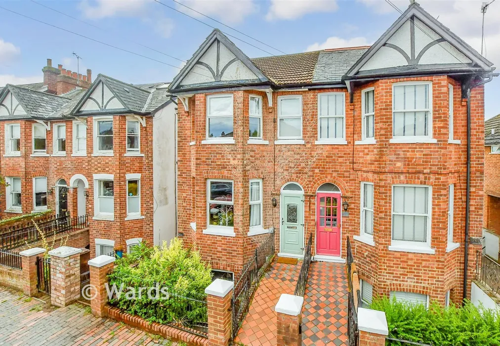 External (Web): - Holmewood Road, Tunbridge Wells, Kent - Wards of Kent