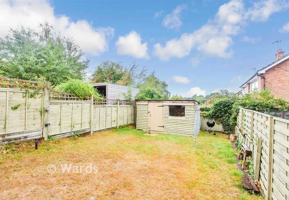 Rear Garden - Holmewood Road, Tunbridge Wells, Kent - Wards of Kent