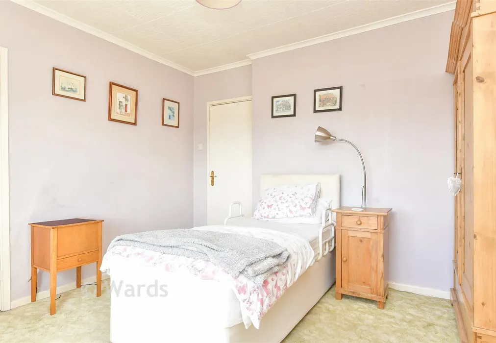 Bedroom 1 - Ladds Way, Swanley, Kent - Wards of Kent